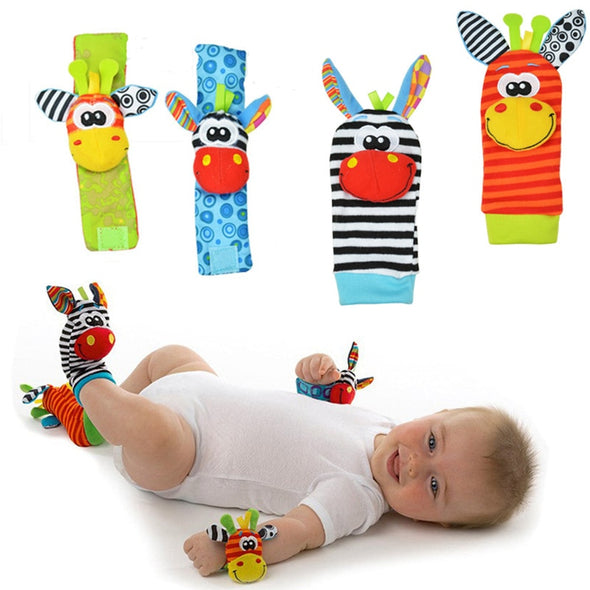 RATTLE RATTLE SOCKS